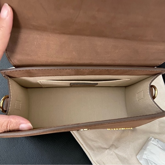 Jacquemus Tan Shoulder Bag - Picture 7 of 12